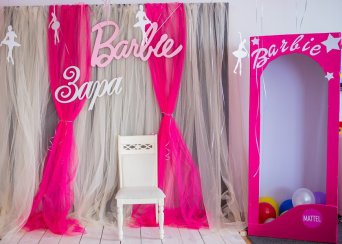 fotozona_barbi fotozona_barbi