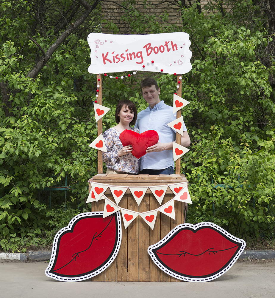 fotozona_kissing_booth fotozona_kissing_booth