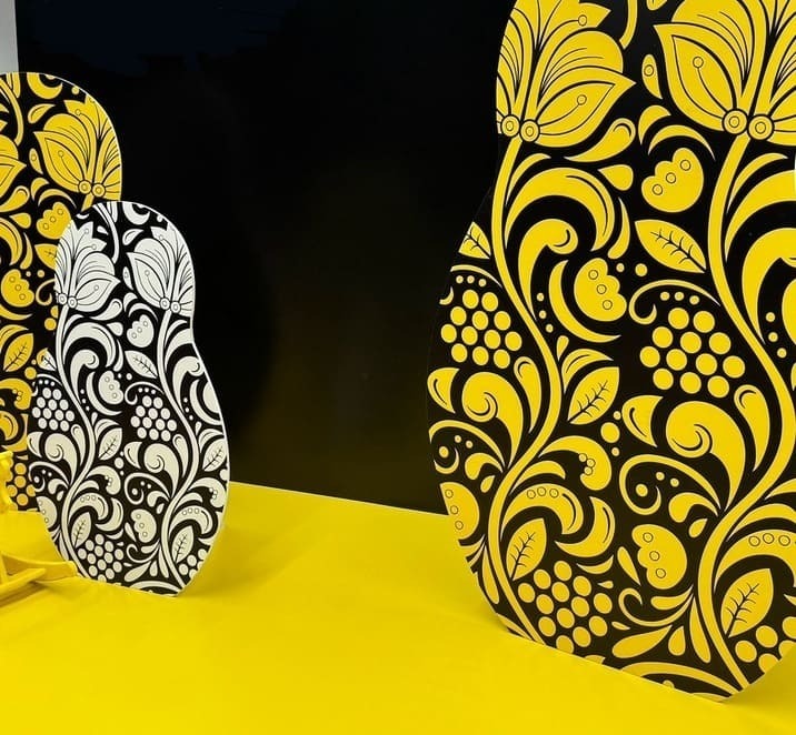 Фотозона с матрешками